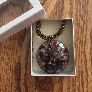 MULTI COLORED NECKLACE